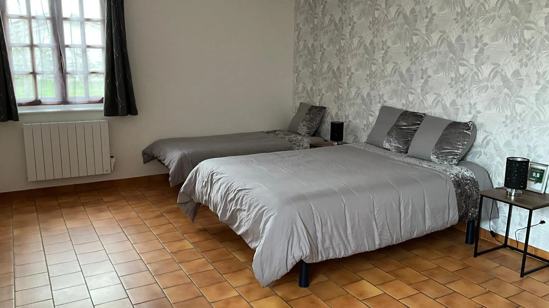 Parc De La Charmille Bed & Breakfast Saint-Etienne-sur-Reyssouze