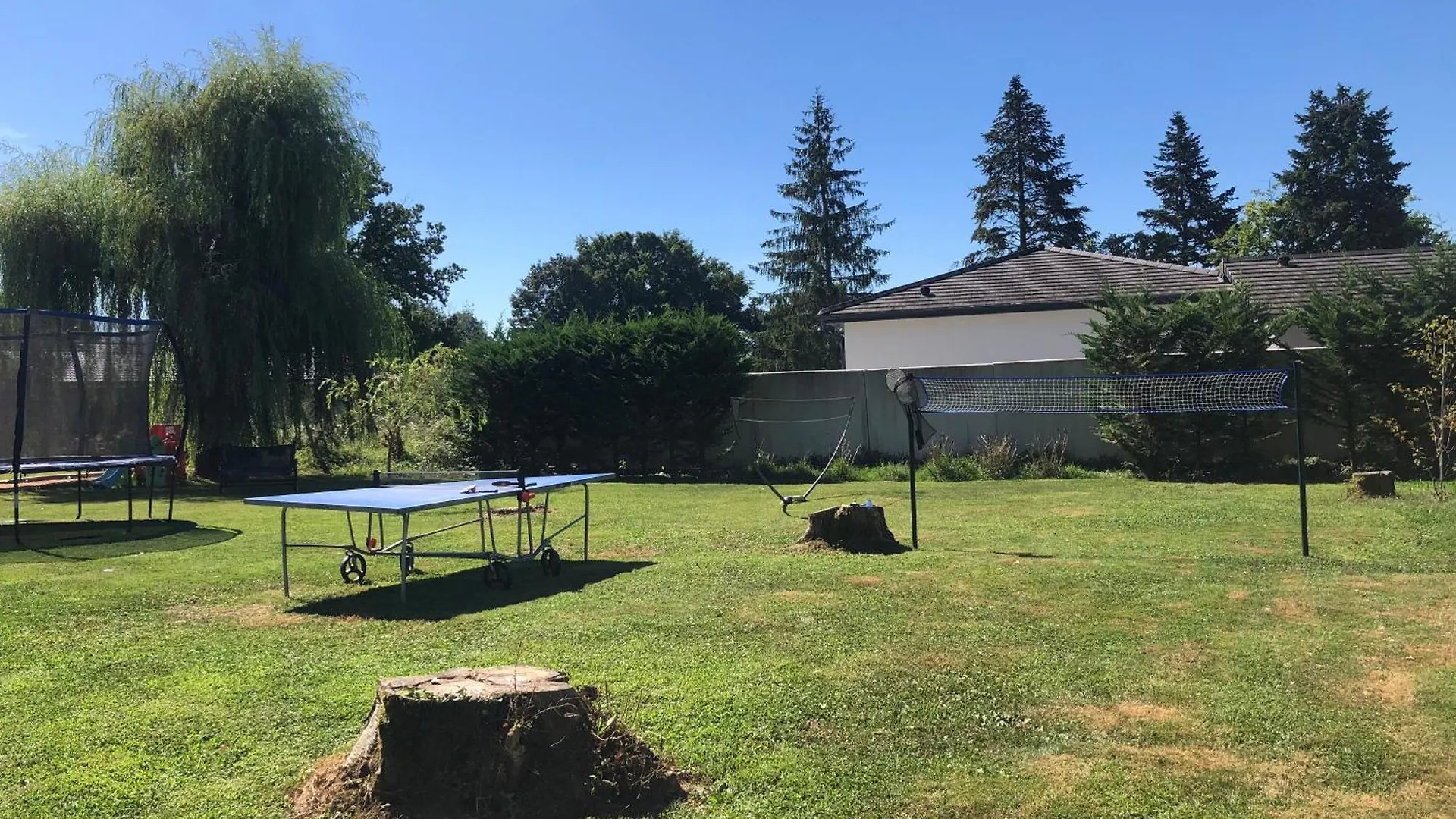 Parc De La Charmille Bed & Breakfast Saint-Etienne-sur-Reyssouze