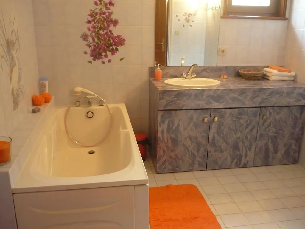 Parc De La Charmille Bed & Breakfast Saint-Etienne-sur-Reyssouze