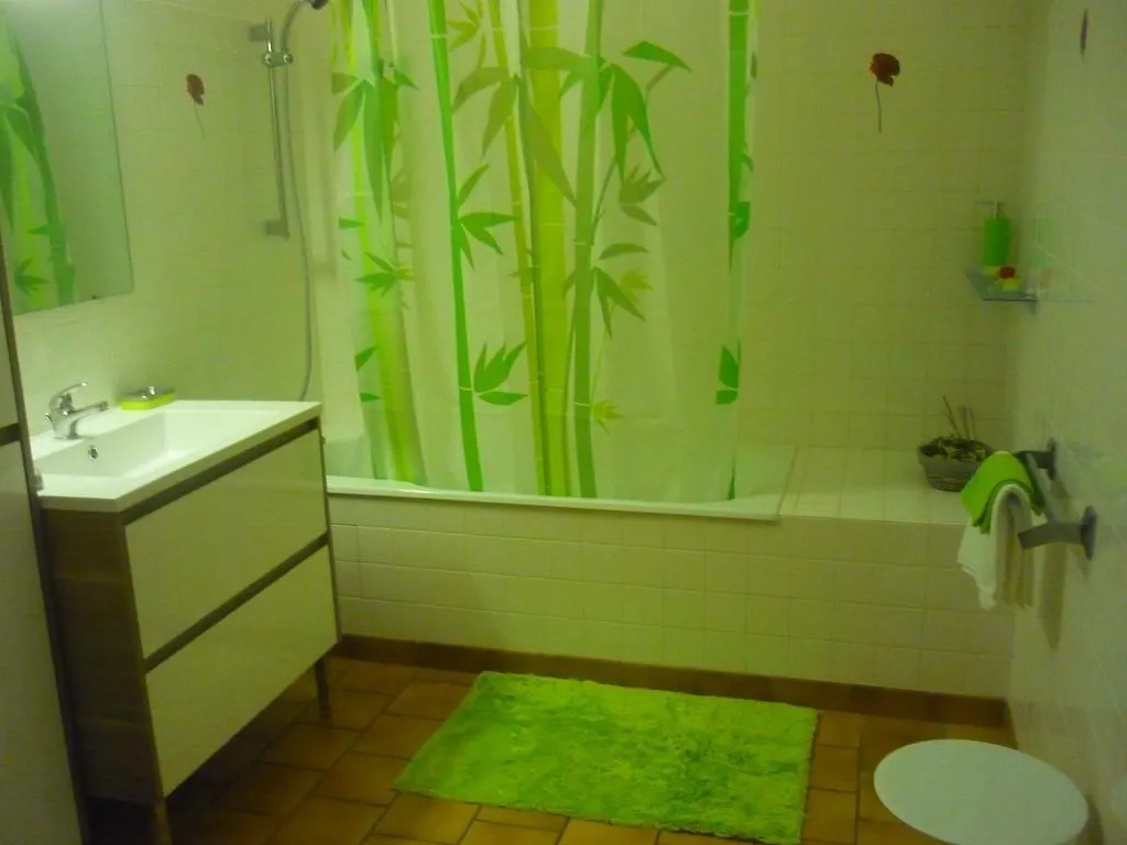 Parc De La Charmille Bed & Breakfast Saint-Etienne-sur-Reyssouze 3*,  France