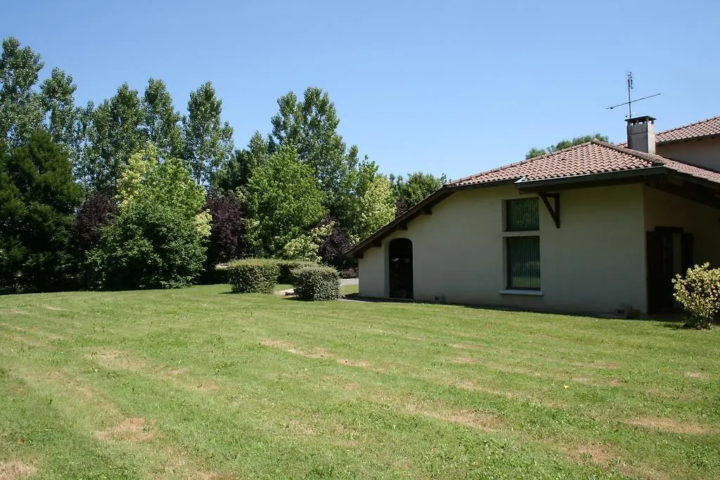 Parc De La Charmille Bed & Breakfast Saint-Etienne-sur-Reyssouze